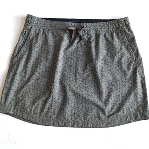 REI Women's Athletic Skirt Elastic and Drawstring Waist w/ Pockets Size L